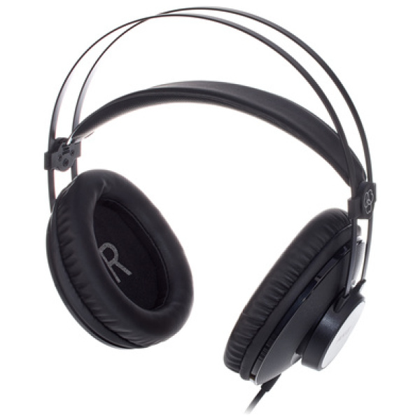 AKG K-72